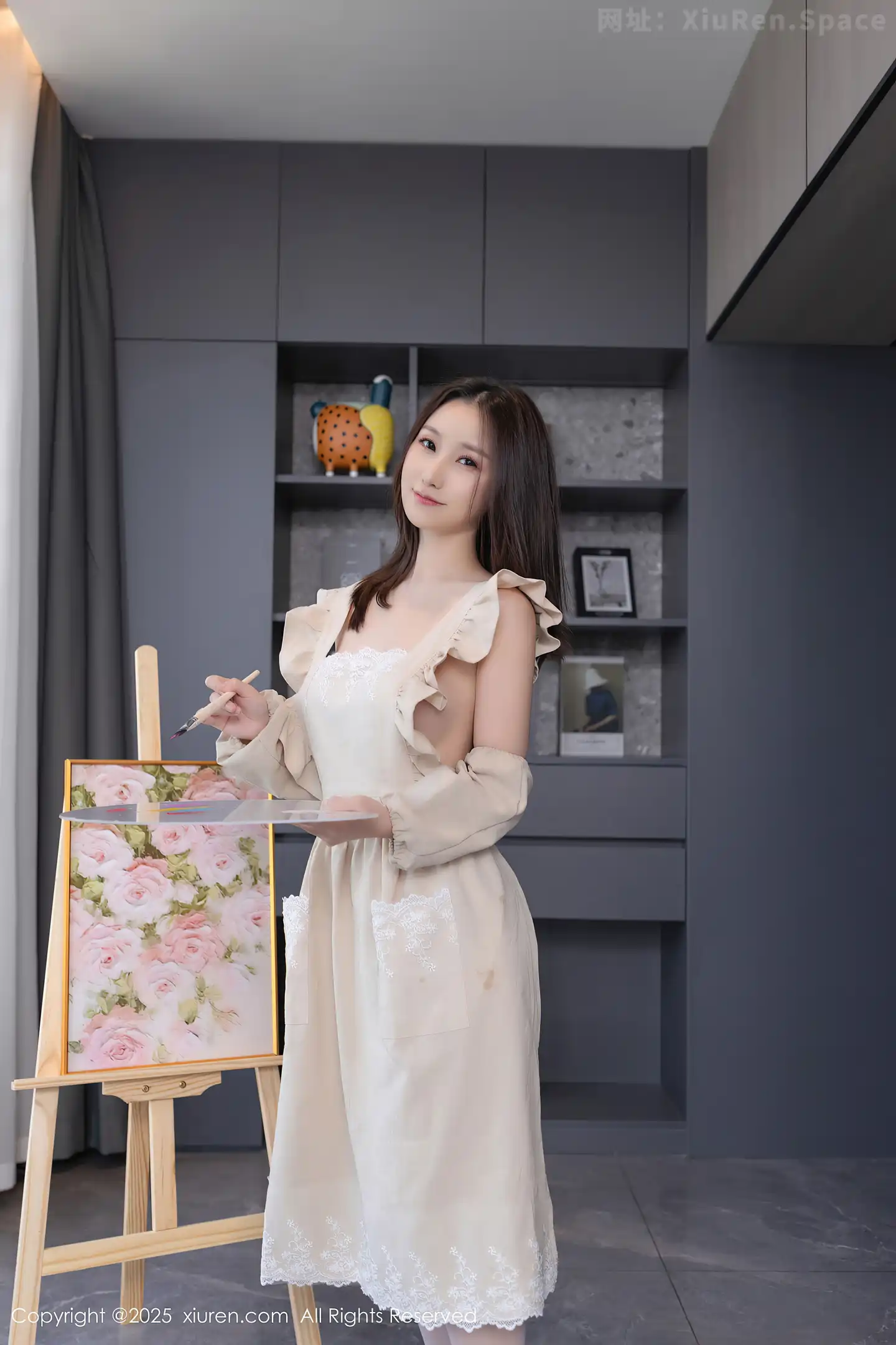 图片[2]-[XiuRen秀人网] VOL.10308 模特杏子Yada画家主题性感白色内衣配白丝袜秀曼妙身姿诱惑写真81P-秀人网官方网站